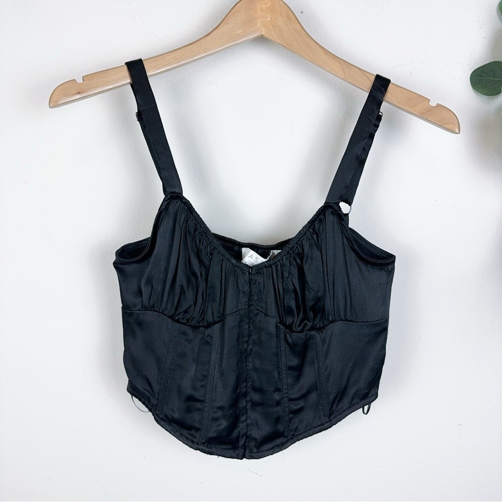 NWT ASTR the Label Larinna Black Top - Picture 5 of 7